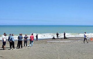 Düzce'de denizde boğulma tehlikesi geçiren...