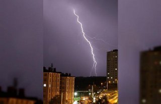 Kastamonu'da gök gürültülü sağanak etkili...