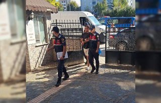 Bafra'da aracında uyuşturucu bulunan zanlı...