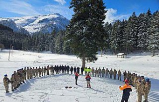 Artvin'de jandarma personeline çığ felaketlerinde...