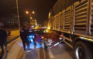 Çorum'da tırla çarpışan otomobilin sürücüsü...