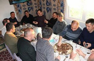 Yemeden önce fotoğrafı çekilen lezzet “asma...