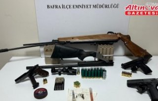 Bafra'da silah ve uyuşturucu operasyonlarında...
