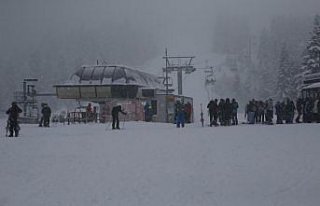 Ilgaz Dağı'nda kar yağışı ve sis etkili...