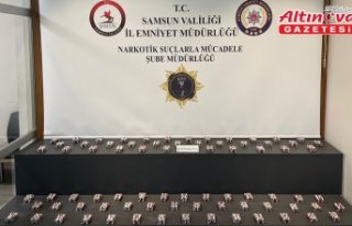 Samsun'da 4 bin 928 sentetik ecza hapı ele geçirildi