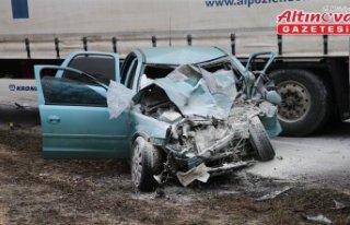 Tokat'ta tır ile otomobilin çarpıştığı...