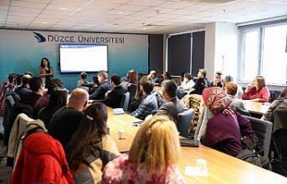 Düzce Üniversitesinde “Akademik Danışmanlık...