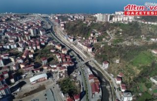 Hopa'da ilçe merkezi, 11 köy ve tarım arazileri...