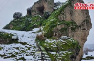 Karla kaplanan Tekkeköy Mağaraları Arkeoloji Vadisi...