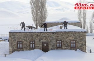 Kenan Yavuz Etnografya Müzesi karla kaplandı