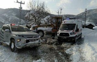 Sinop'ta kar nedeniyle mahsur kalan 74 hasta...