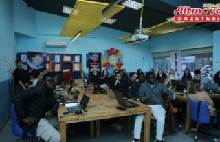 Tokat'ta 30 öğrenciye deneyap kartıyla ilgili...