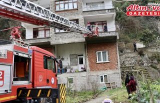 Trabzon'da heyelanda evlerinde mahsur kalan 6...