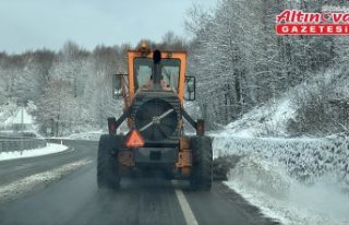 Zonguldak ve Bartın'da kardan kapanan 28 köy...