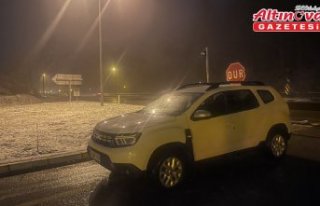 Bolu Dağı'nda kar yağışı sürüyor