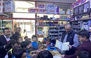 Espiye'de öğrenciler topladıkları parayla...