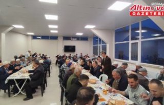 Ramazan boyunca tüm mahalle aynı sofrada buluştu