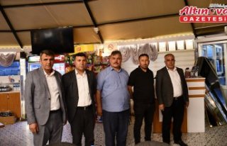 Vezirköprü Muhtarlar Derneği iftar programı düzenledi