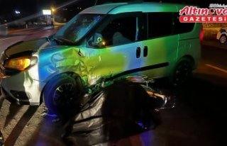 Zonguldak'ta hafif ticari araçla çarpışan...