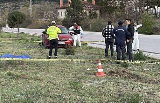 Karabük'teki kazada ağır yaralanan kadın...