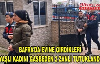 Samsun'da evine girdikleri yaşlı kadını gasbeden...