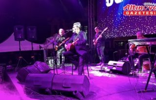 Sanatçı Uğur Işılak, Karabük'te konser...