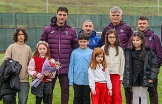 Trabzonspor, 23 Nisan Ulusal Egemenlik ve Çocuk Bayramı'nda...