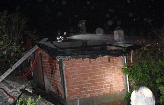 Boyabat'ta evde çıkan yangın söndürüldü