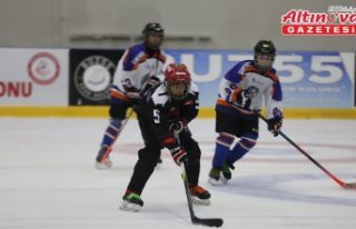 Buz Hokeyi U14 Türkiye Şampiyonası, Samsun'da...