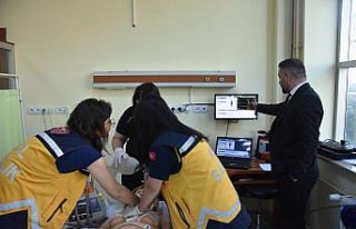 Gümüşhane'de üniversite öğrencileri sağlık...