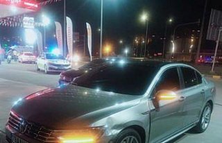 Karabük'te iki otomobilin çarpıştığı kazada...