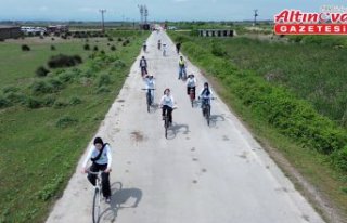 Kızılırmak Deltası Kuş Cenneti'nde bisiklet...