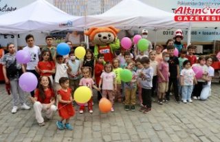 LÖSEV'in “İyilik Tırı“ Trabzon'a...