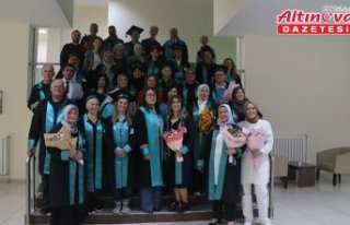 Rize'de “3. Yaş Üniversitesi“ ilk mezunlarını...