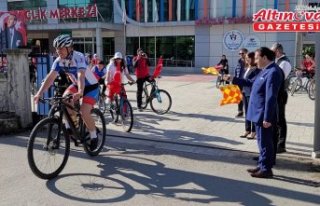 Samsun'da aileler ve gençler bisiklet turunda...