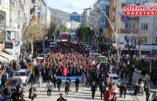 Tokat'ta 3 Mayıs Türkçülük yürüyüşü...