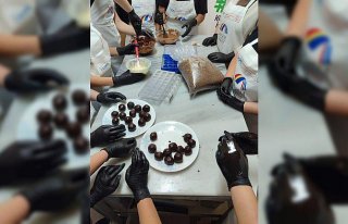 Trabzon'da koruma ve bakım altındaki kız çocuklarına...