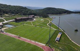 Bolu ve Düzce'deki kamp merkezleri, futbol takımlarını...
