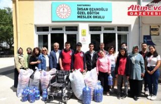 Fiziksel engelliler için “en özel“ mavi kapak...