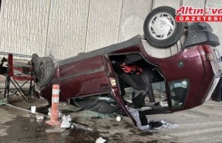 Samsun'da devrilen otomobildeki 5 kişi yaralandı