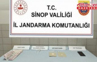 Sinop'ta uyuşturucu operasyonunda yakalanan...