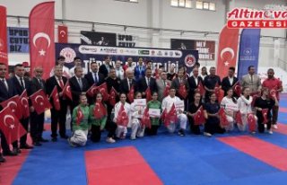 Türkiye Karate Premier Ligi'nin ikinci etabı,...