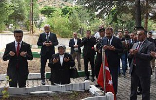 Karadeniz'de 15 Temmuz dolayısıyla şehitlikler...