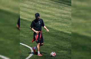 Kocaelispor, Düzce'de yeni sezon hazırlıklarına...