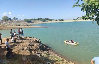 Samsun'da baraj gölüne giren 2 genç boğuldu