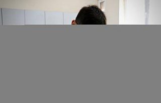 Yabancı Dil Testi'nde 5'inci olan Atakan'ın hedefi...