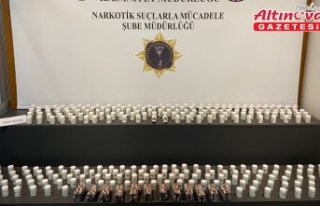 Samsun'da 16 bin 800 sentetik ecza hapı ele...