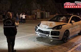 Tokat'ta motosiklet ile otomobilin çarpıştığı...