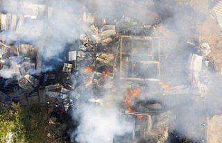 Bolu'da 4 yayla evi ve eklentileri yandı