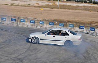 Modifiye araç tutkunları Amasya'da buluştu